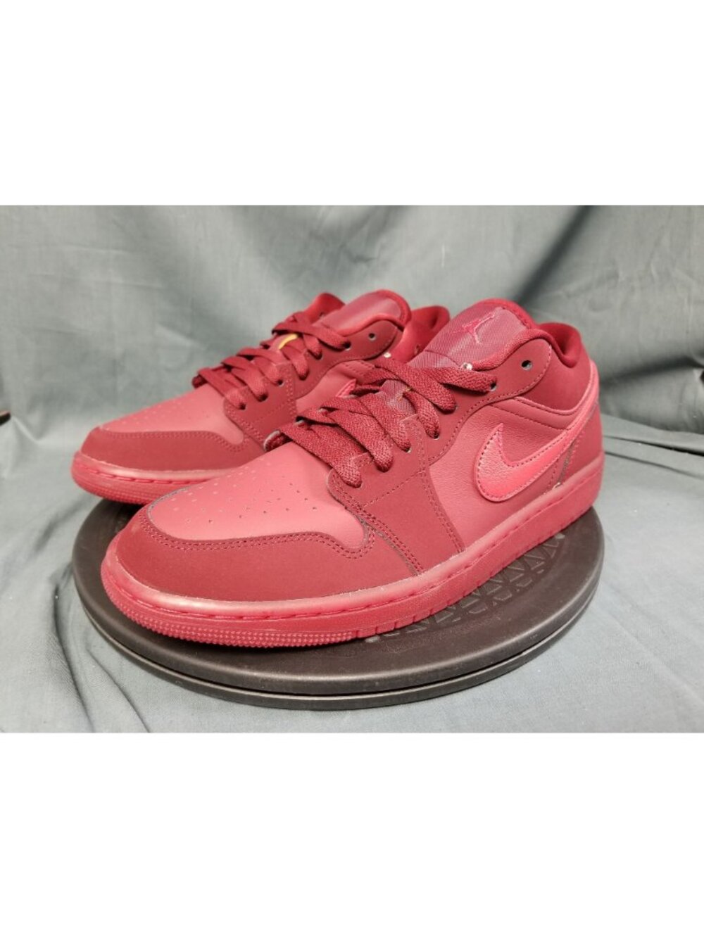Jordan 1 Low SE Valentine's Day (2026) IB7012 600 Women's Size 10 NEW IN BOX! - Picture 4 of 13